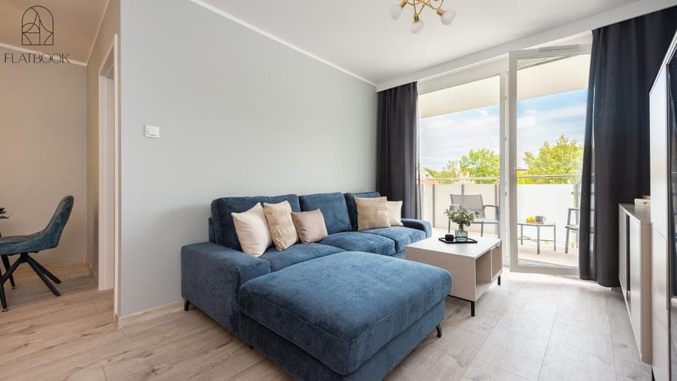 Bed, Balcony/Terrace, Living room, Photo of the whole room, Seating area