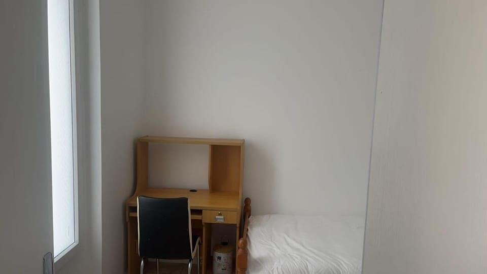 Seating area, Bedroom