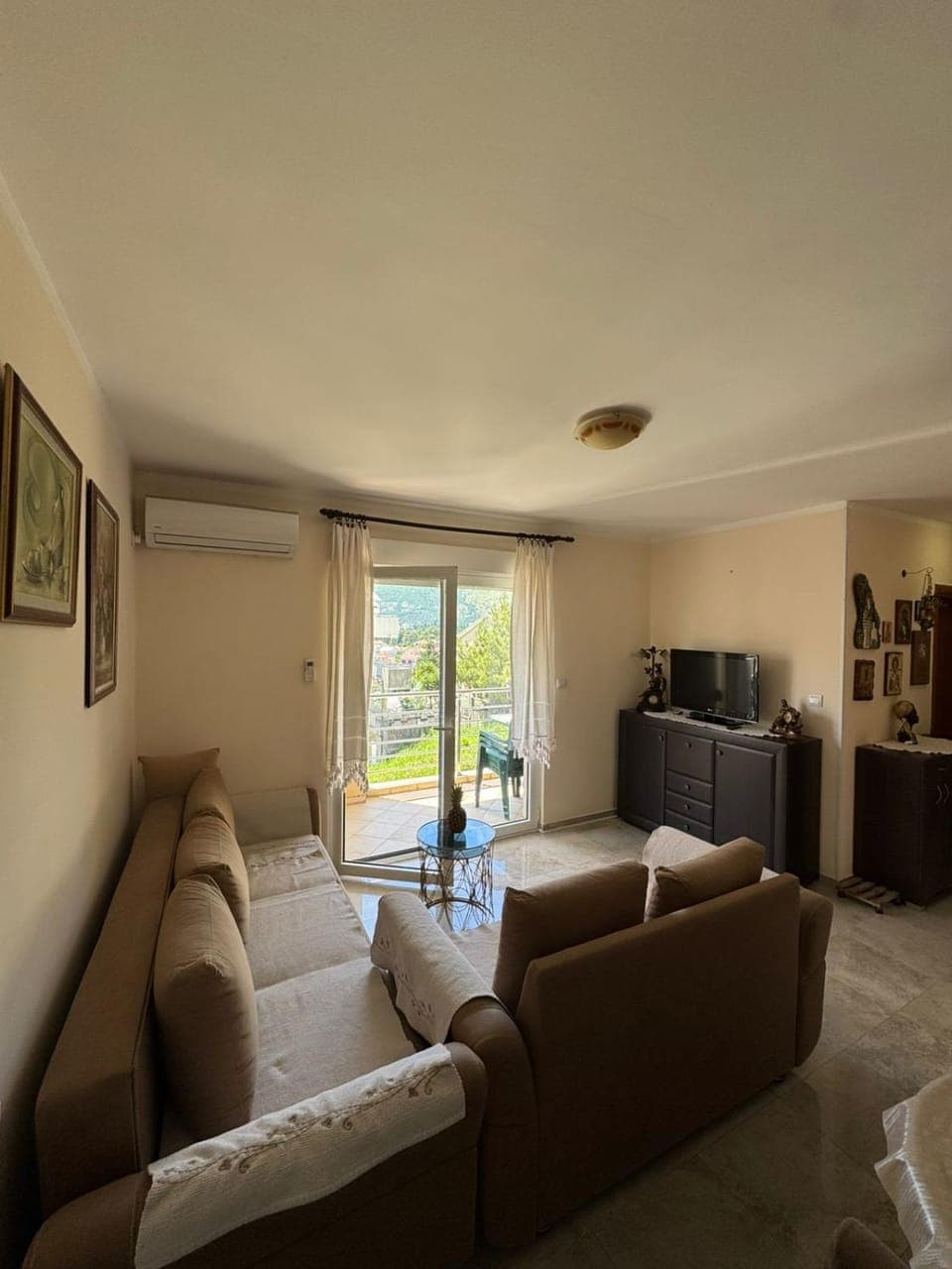 Balcony/Terrace, Living room