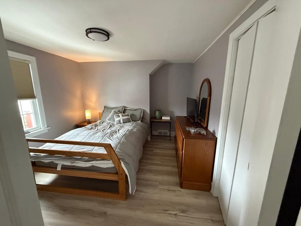Central air, 5 minutes to Canada Apartment in Colorado