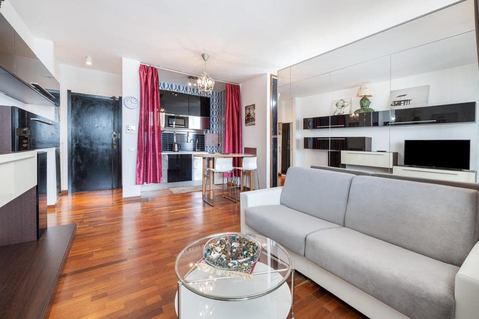 Communal lounge/ TV room, Evening entertainment