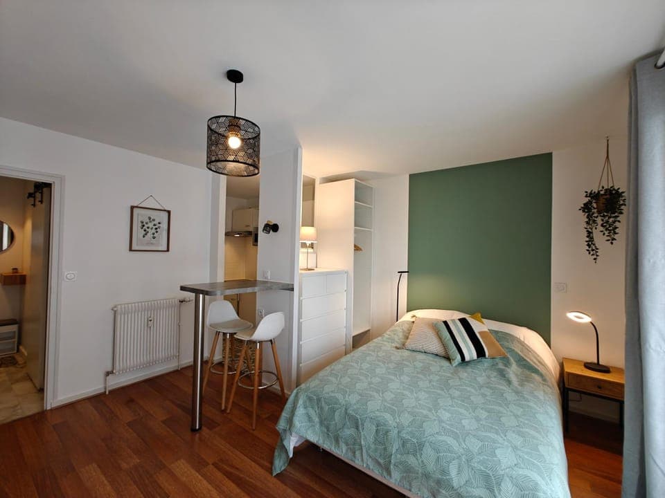 Photo of the whole room