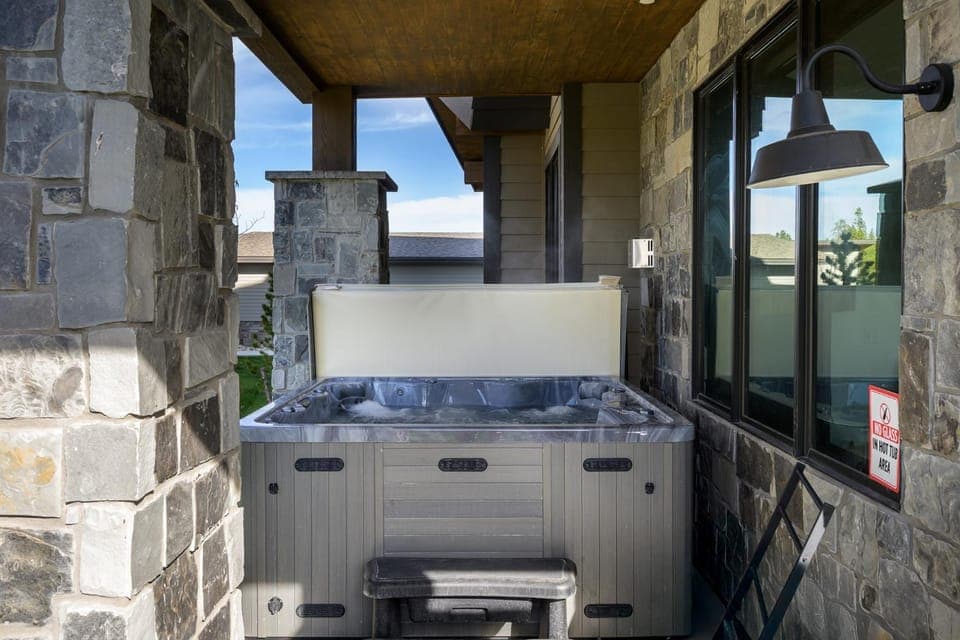 Hot Tub