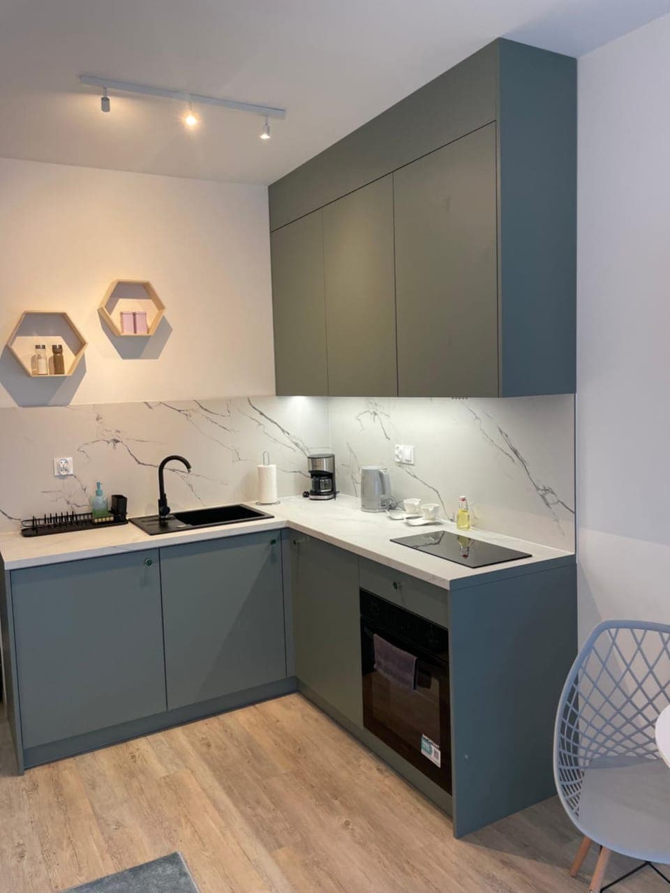 Coffee/tea facilities, Kitchen or kitchenette, pet friendly, stove