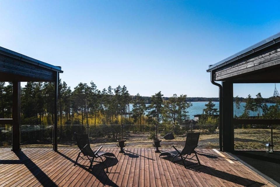 Stay North - Hirvipolku House in Finland