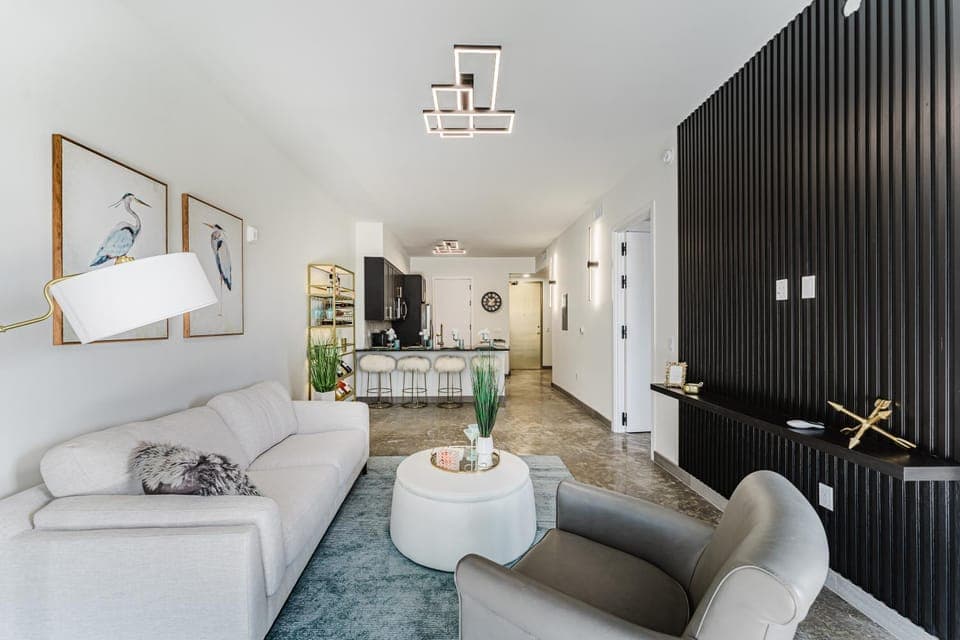 TV and multimedia, Kitchen or kitchenette, Living room, Seating area