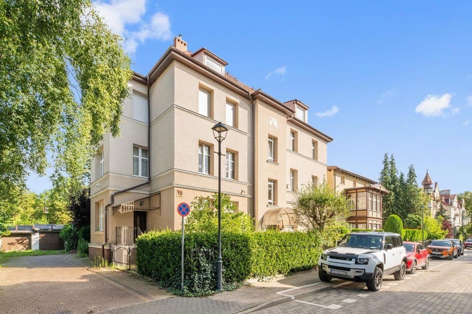 Property building, Spring