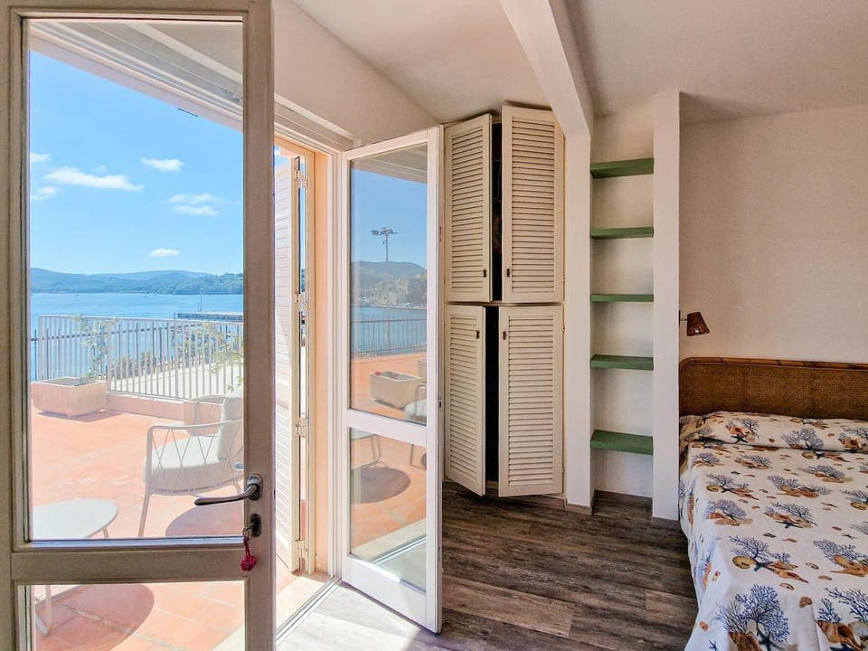 Property building, Living room, Bedroom