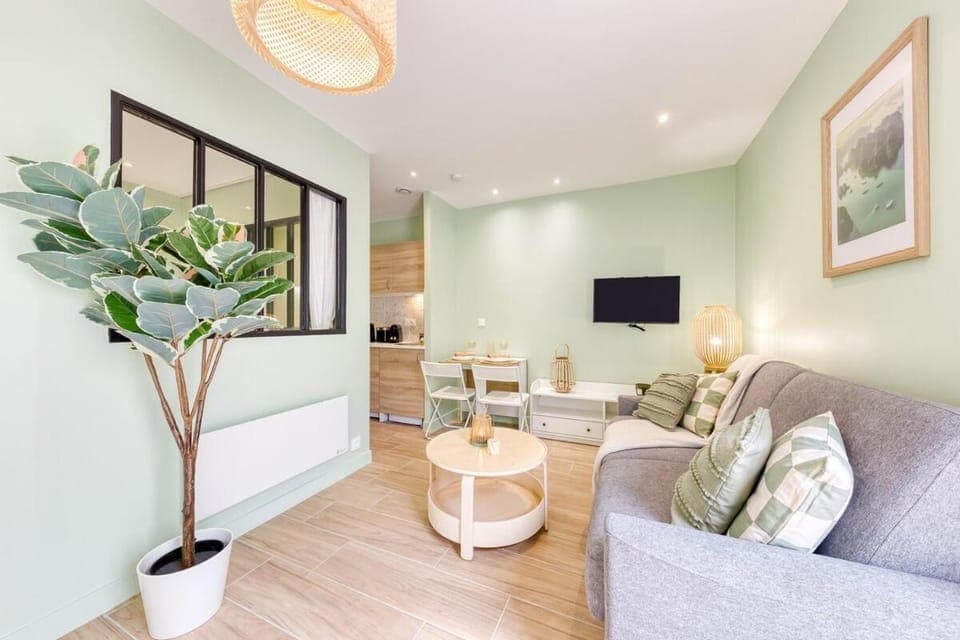 Communal lounge/ TV room, TV and multimedia, Living room, Seating area