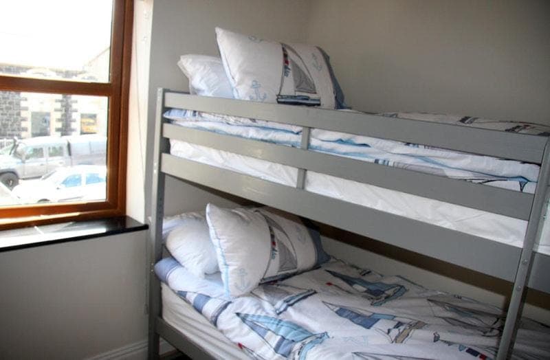 bunk bed