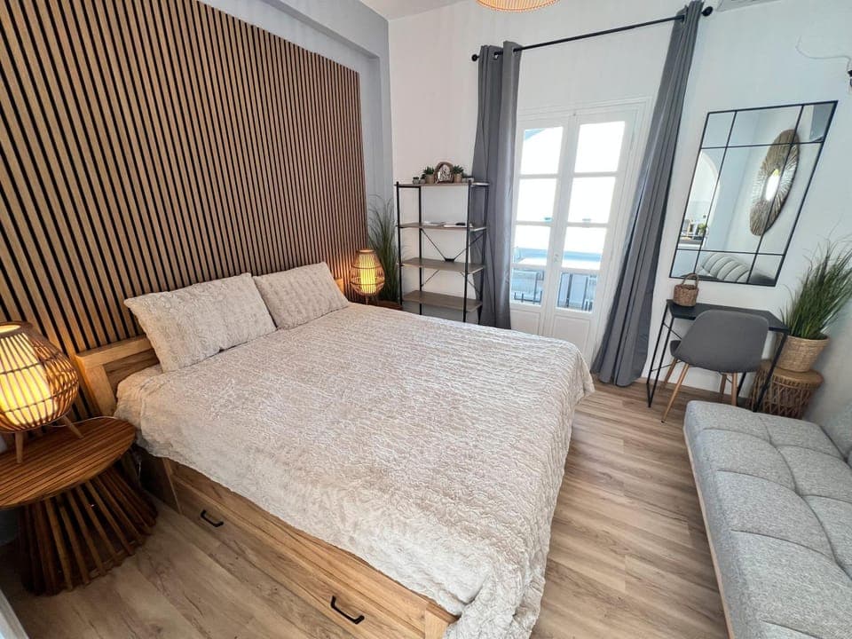 Living room, Bedroom