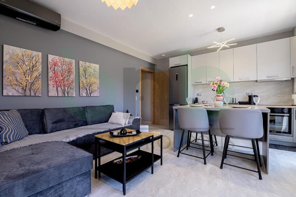 Kitchen or kitchenette, Living room, Photo of the whole room, Seating area, Dining area, air conditioner