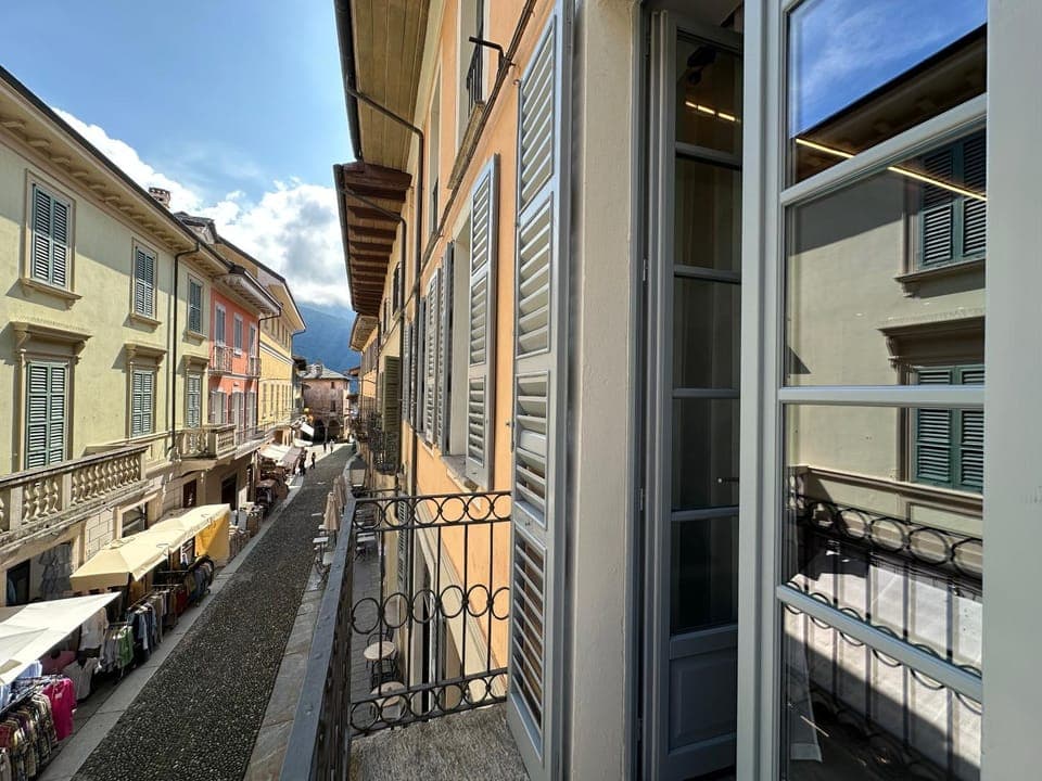 Property building, View (from property/room), Balcony/Terrace