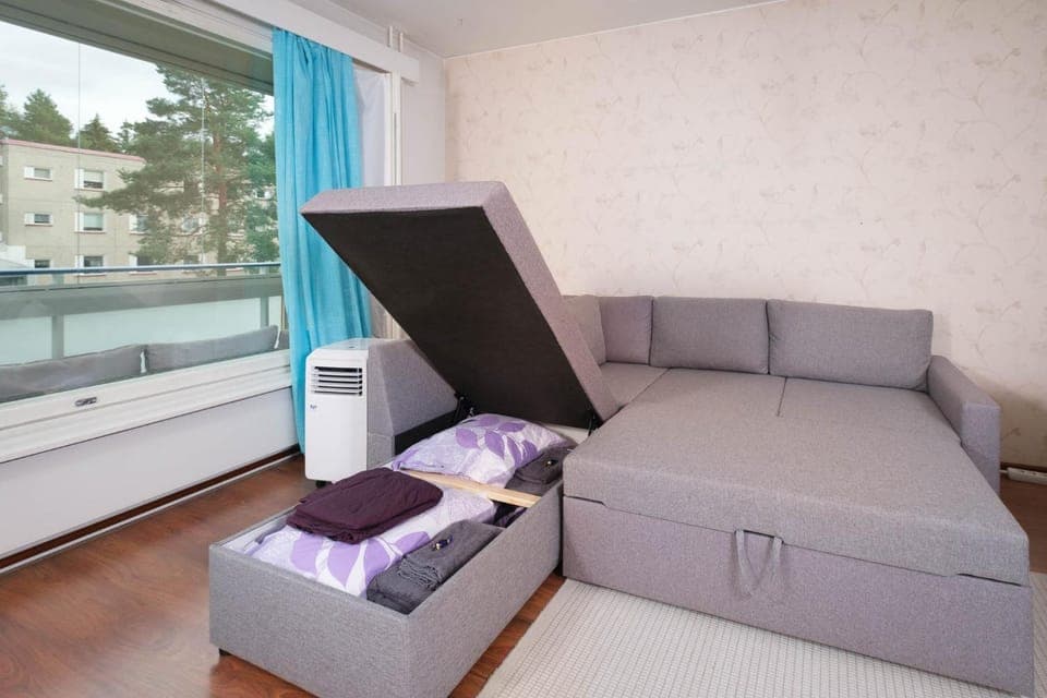 Bed, Living room, furniture