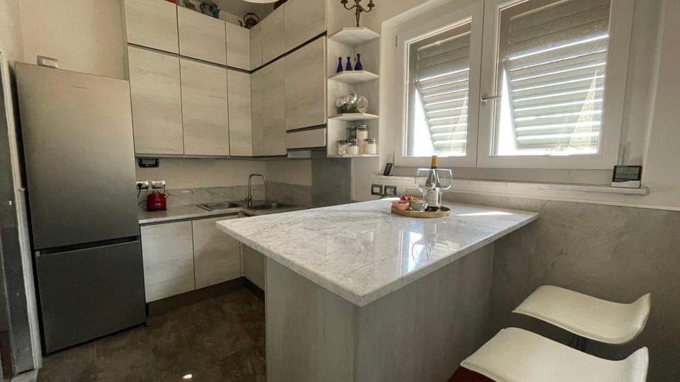 Kitchen or kitchenette, Kitchen or kitchenette