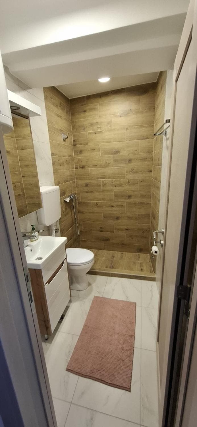 Shower, Toilet, Bathroom