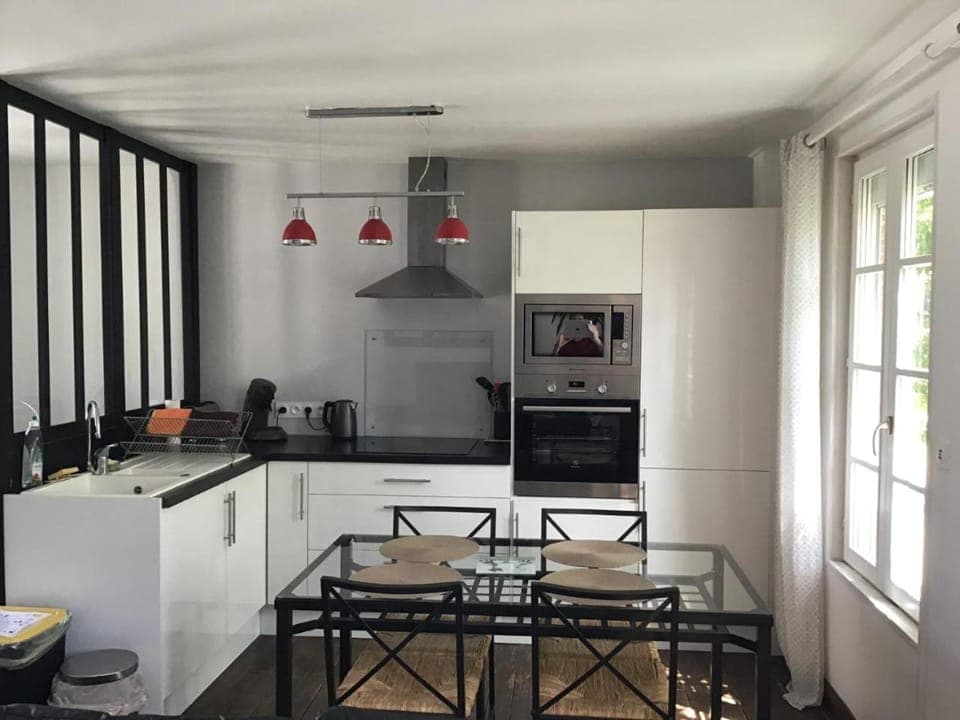 Property building, Kitchen or kitchenette, kitchen