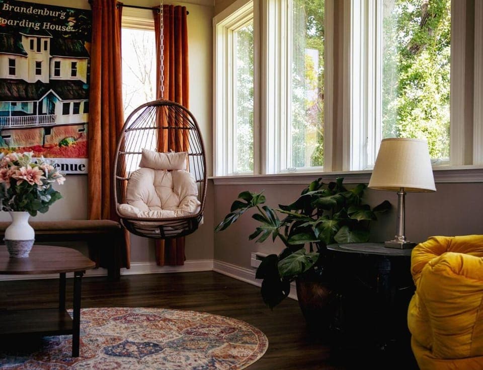 Historic Luxury Estate, Pool, Bourbon Beyond Trail House in Indiana