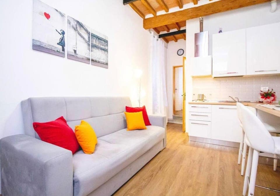 Kitchen or kitchenette, Living room, Dining area