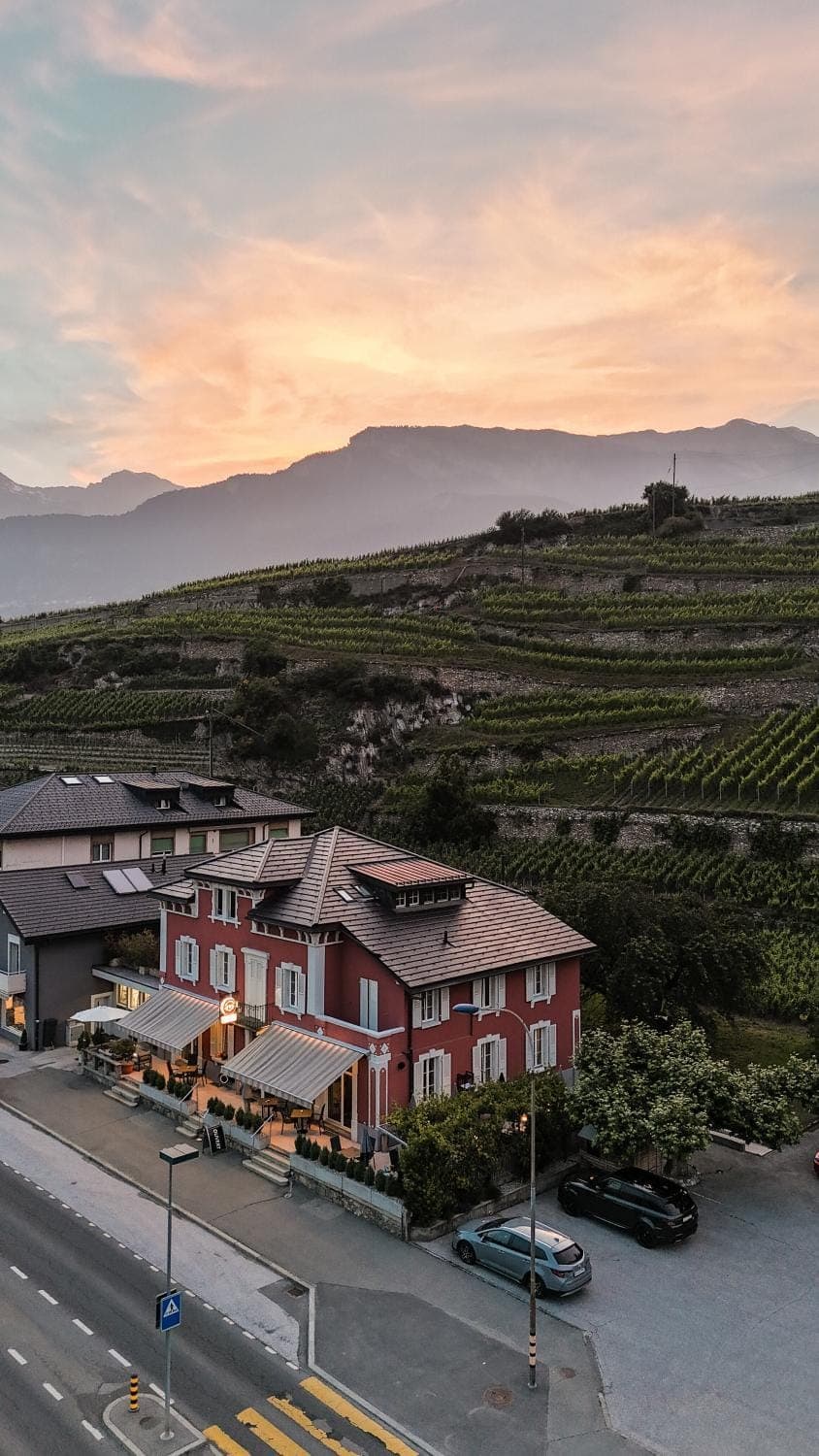 Property building, Bird's eye view