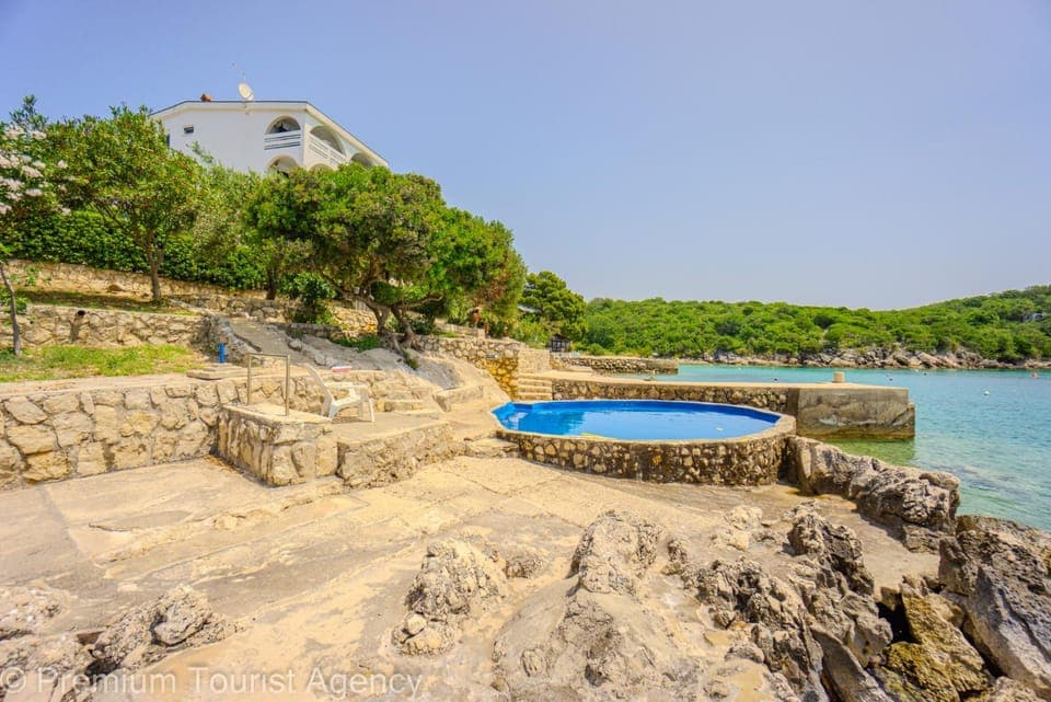 Property building, Sea view, Swimming pool, Swimming pool