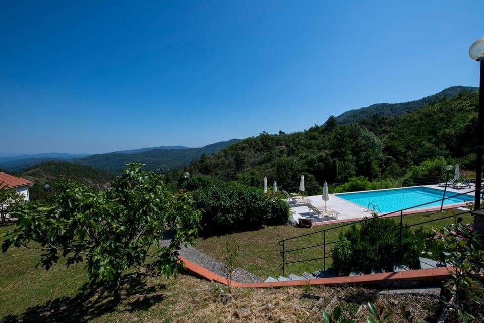 Garden, Mountain view, Swimming pool, sunbed