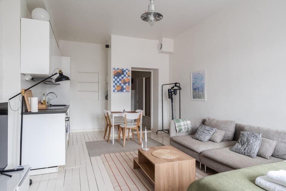 Seating area, Dining area, kitchen