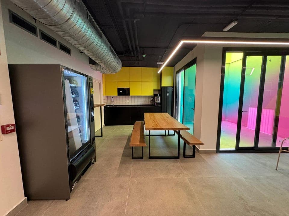 Patio, Kitchen or kitchenette, Inner courtyard view, vending machine