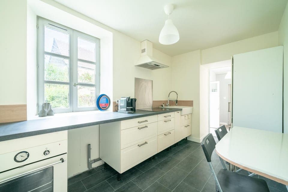 Kitchen or kitchenette, stove