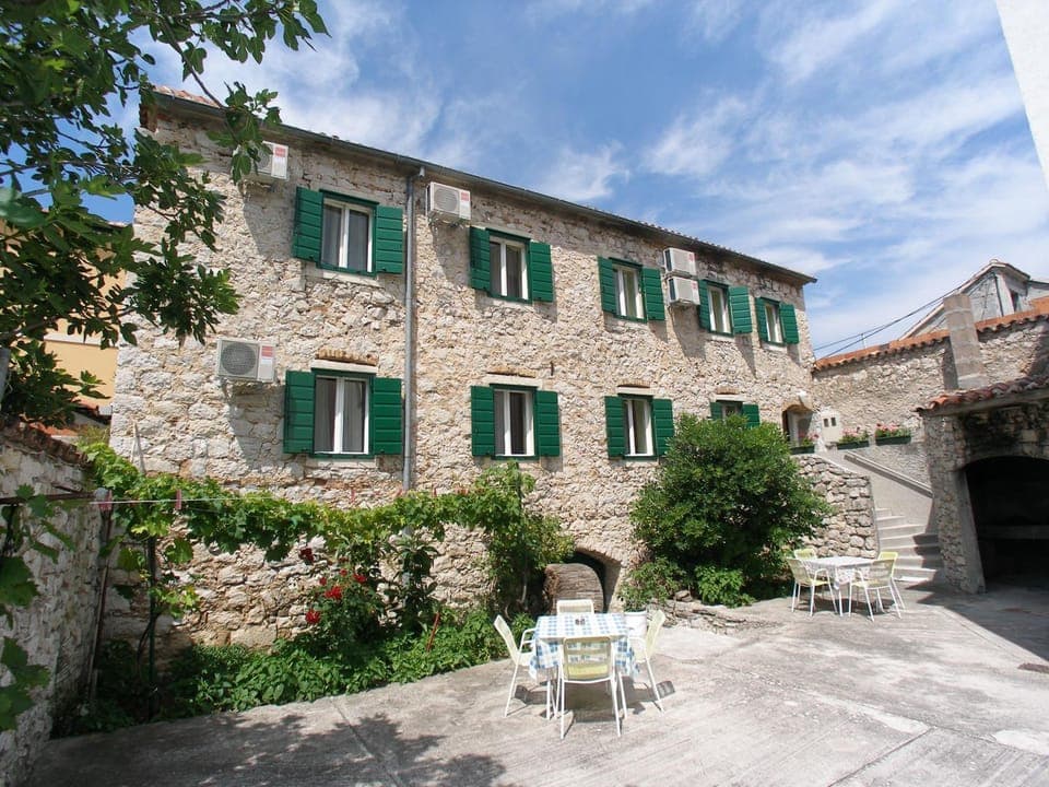 Property building, Patio