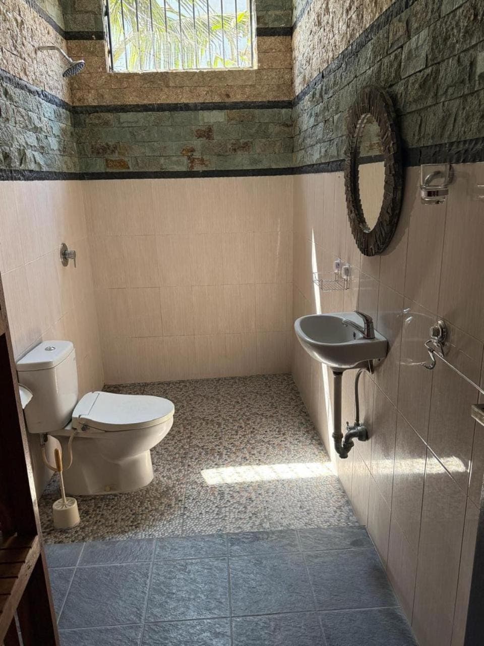 Shower, Toilet, Bathroom, bidet