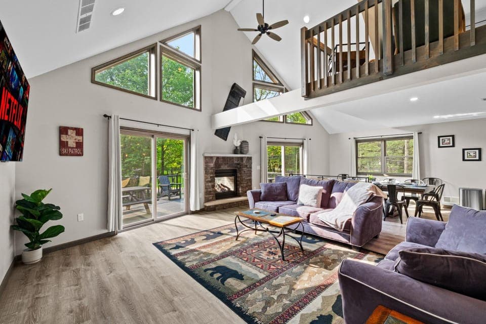 Hot Tub & Community Beach: Albrightsville Home! House in Tunkhannock Township
