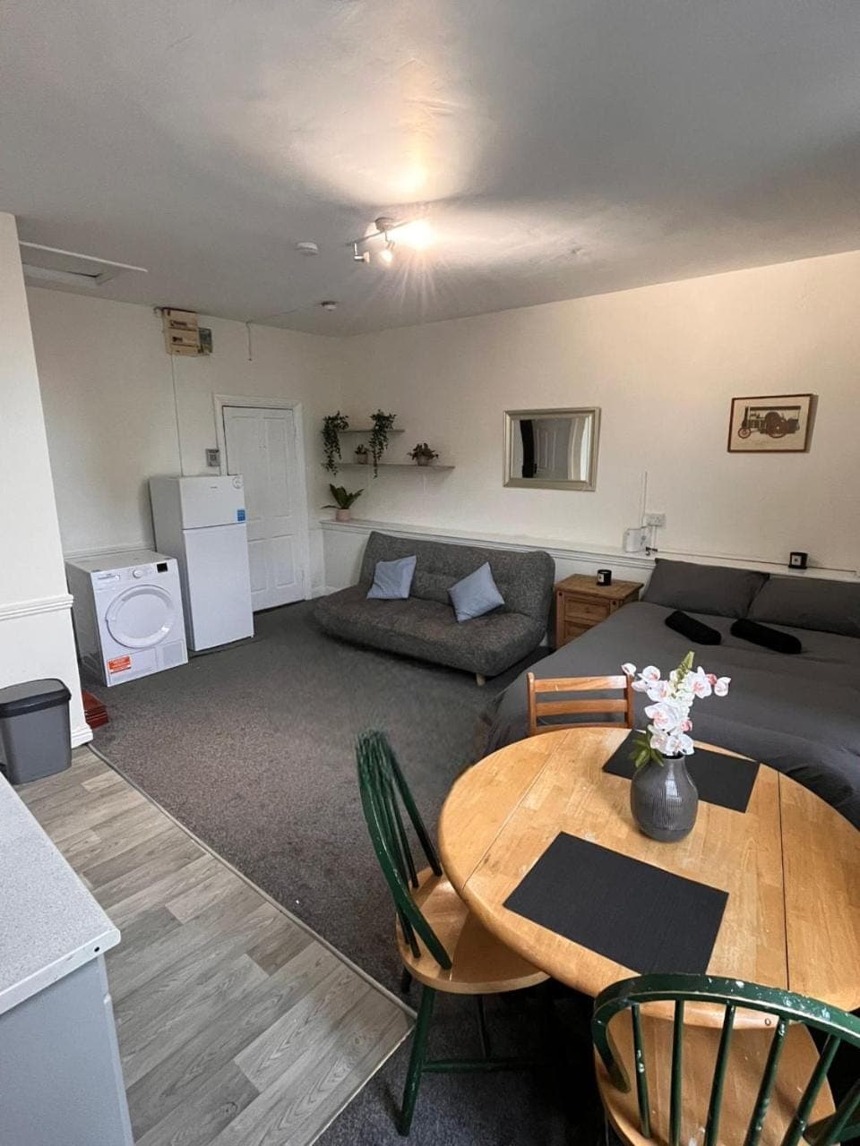 Living room, Seating area, Dining area