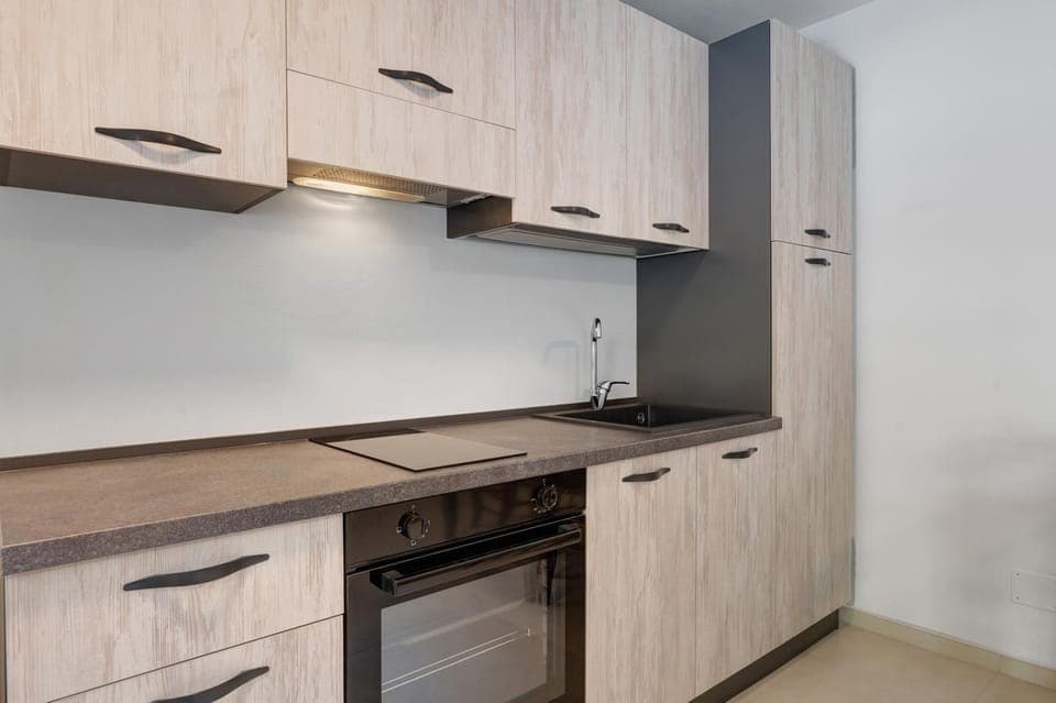 Kitchen or kitchenette, Living room