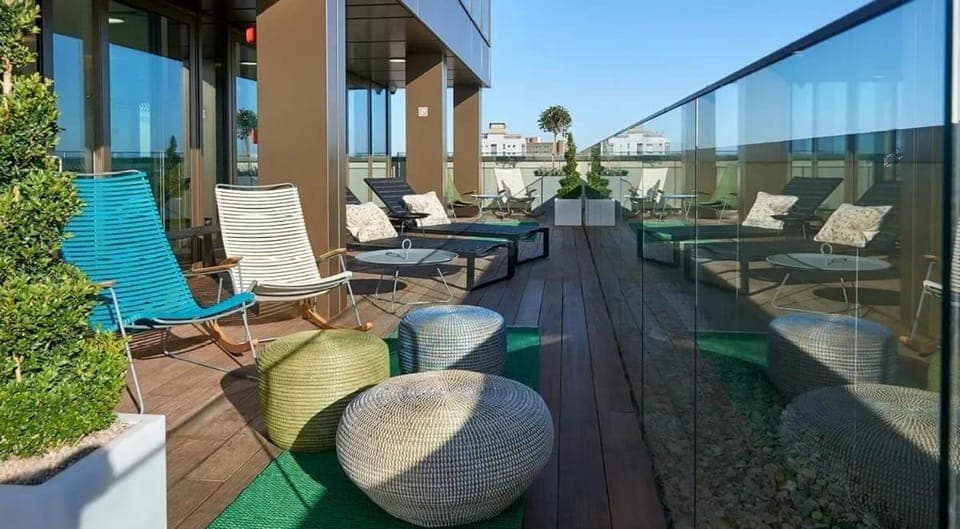 View (from property/room), Balcony/Terrace, Seating area