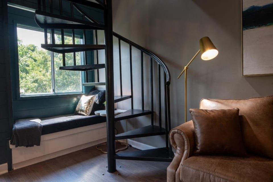 Enchanted Treehouse Hideaway By Avada Properties House in Gatlinburg
