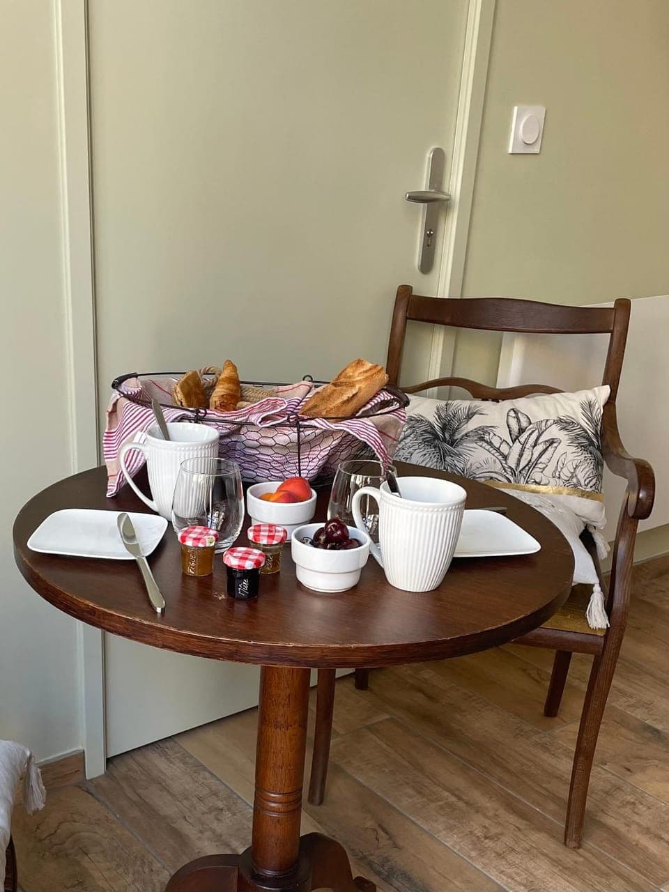 Breakfast, Breakfast