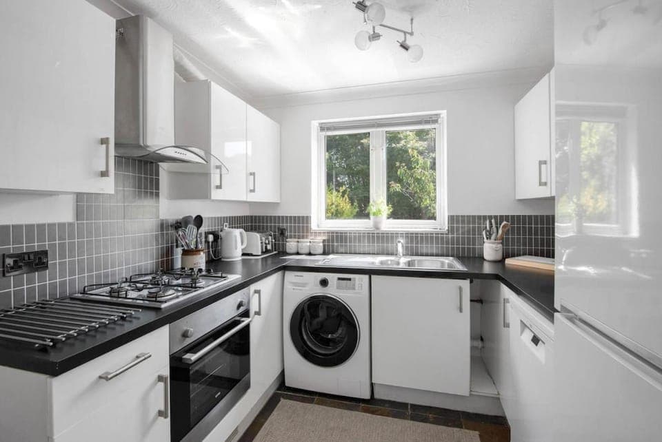 oven, stove, toaster, washing machine