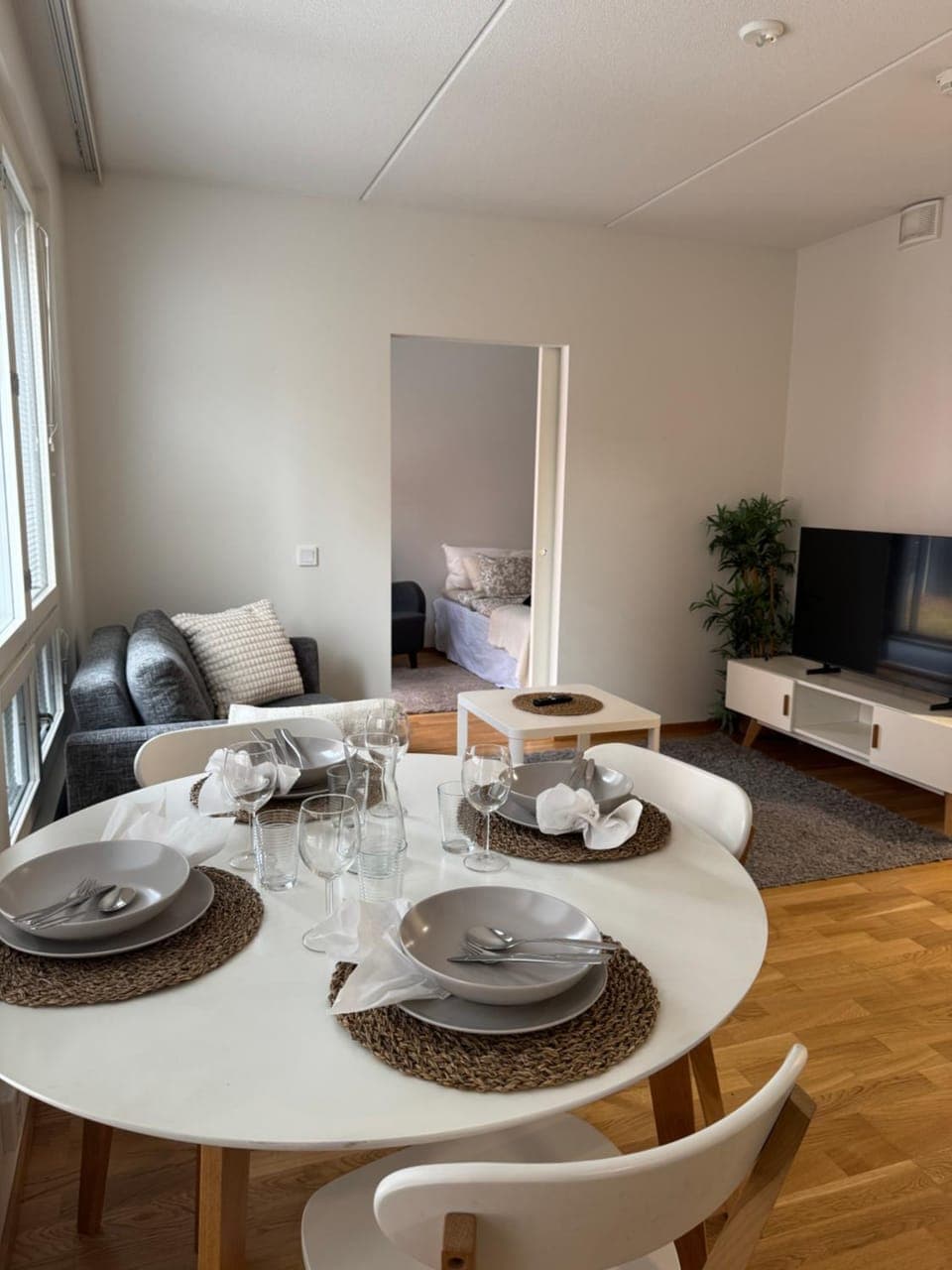 Living room, Dining area