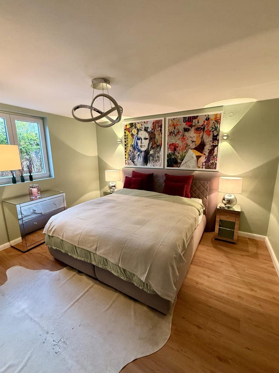 Bed, Bedroom