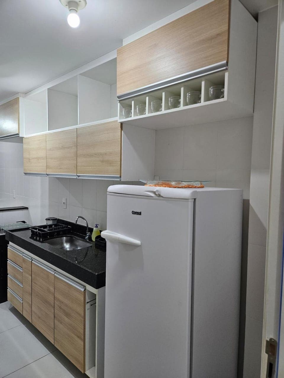 Kitchen or kitchenette, dishwasher, minibar, oven, stove