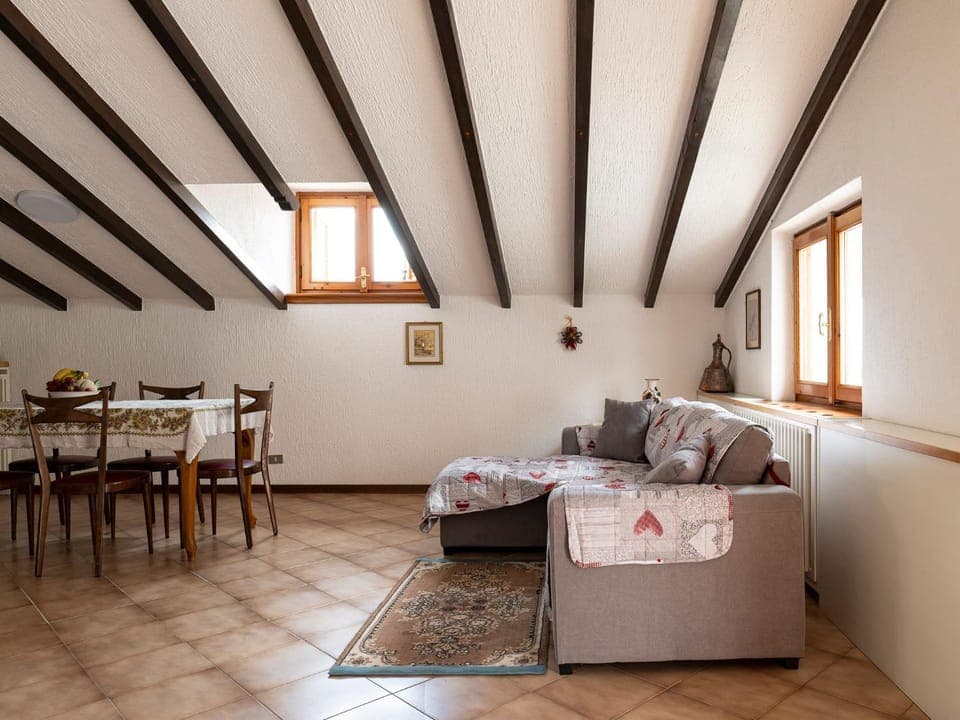 Living room, Photo of the whole room, Dining area