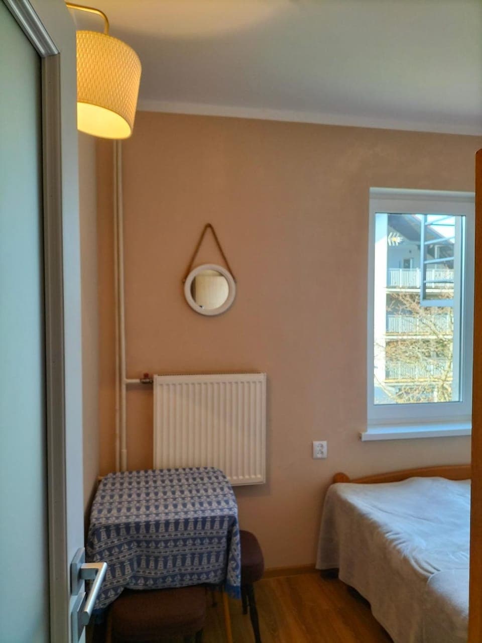 Bed, Photo of the whole room, internet