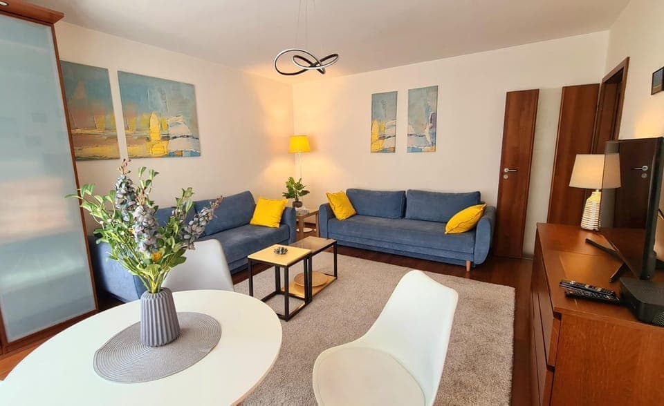 Living room, Bedroom