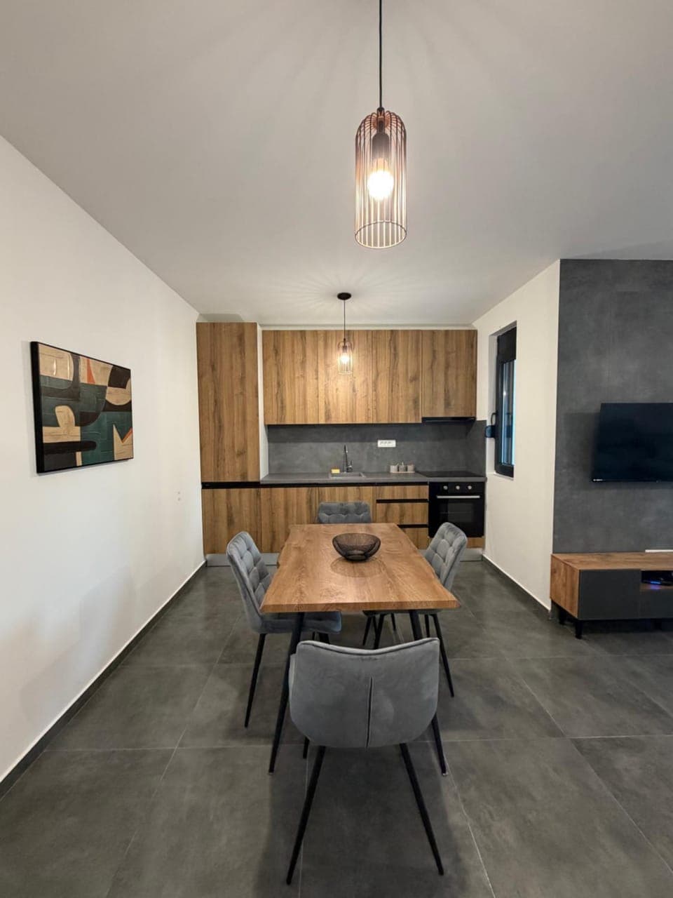 TV and multimedia, Kitchen or kitchenette, Living room, Seating area, Dining area