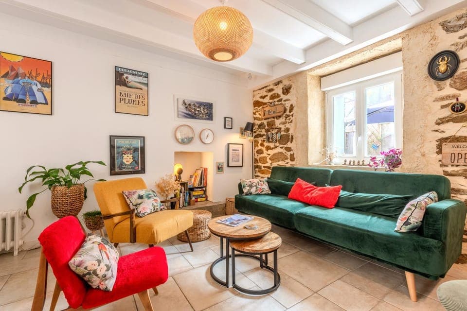 Living room, Seating area