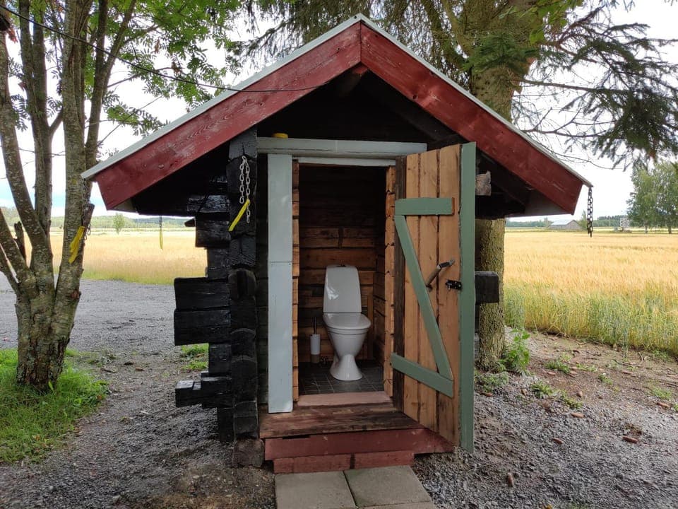 Toilet