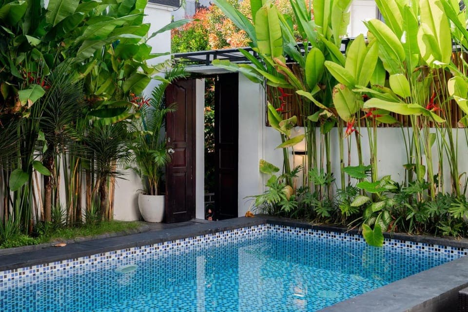 Property building, On site, Swimming pool