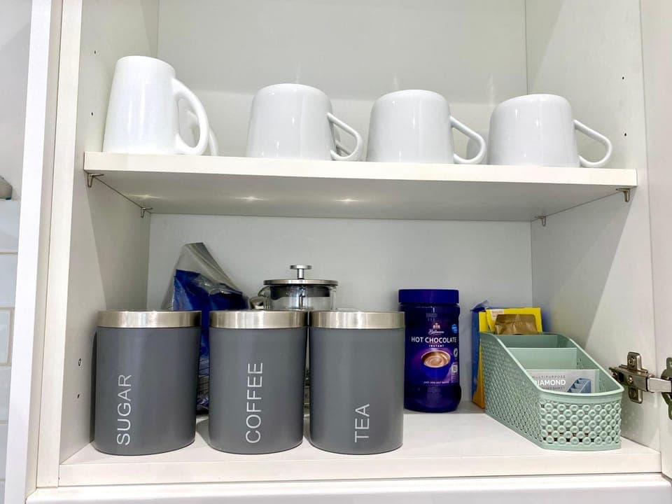 Coffee/tea facilities, Kitchen or kitchenette