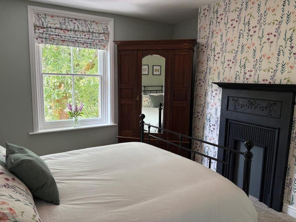 Bed, Bedroom, wardrobe